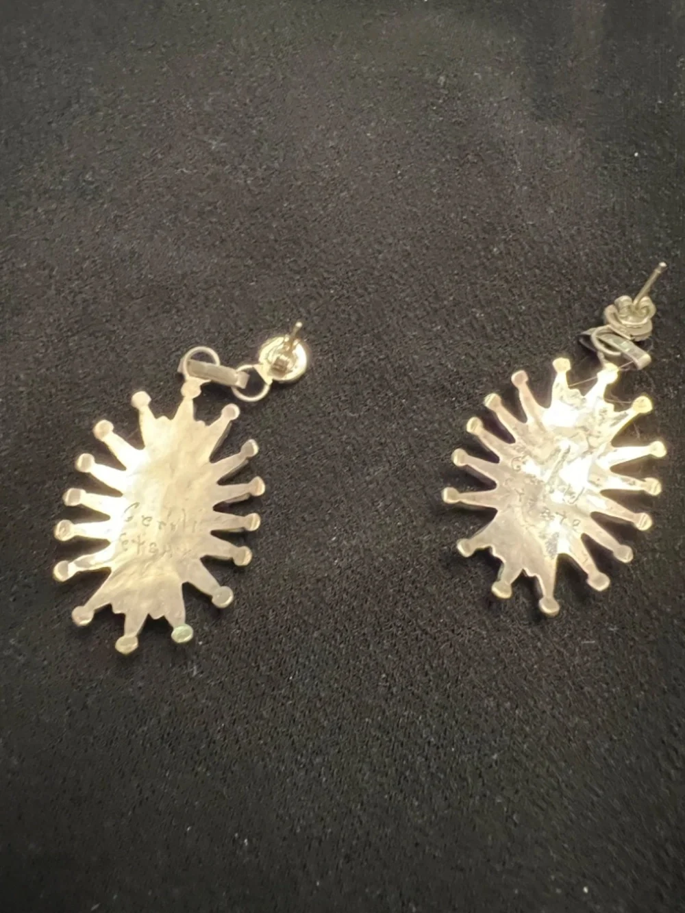 earrings - Picture 2 of 2